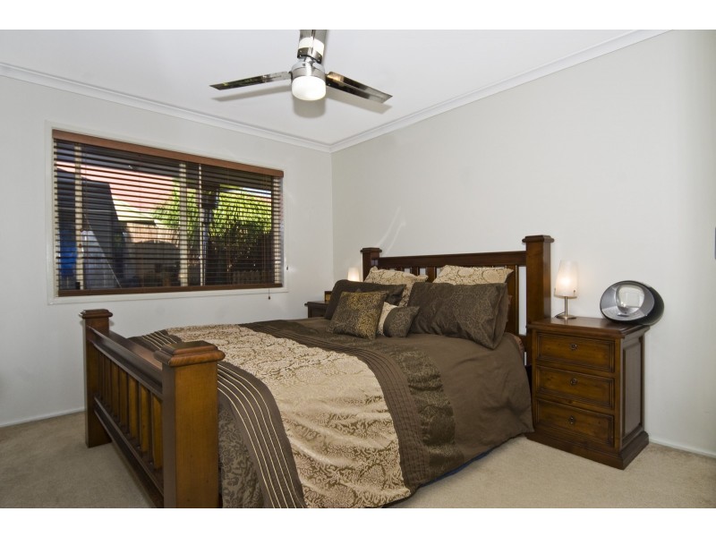 Unit 9, 38 Milbong Street, Battery Hill QLD 4551