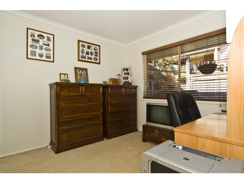 Unit 9, 38 Milbong Street, Battery Hill QLD 4551