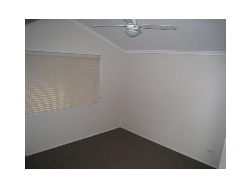 3/80 BROADWATER AV, Maroochydore QLD 4558