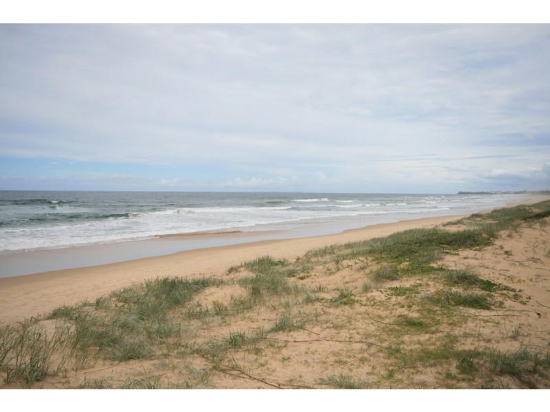 6 Honeysuckle Drive, Bokarina QLD 4575