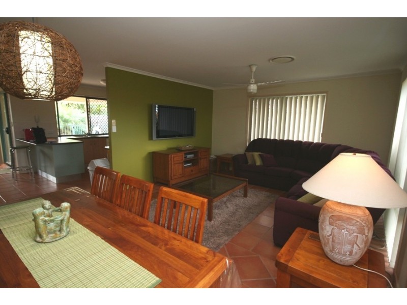 6 Honeysuckle Drive, Bokarina QLD 4575