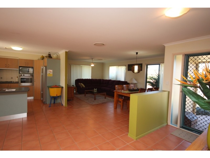 6 Honeysuckle Drive, Bokarina QLD 4575