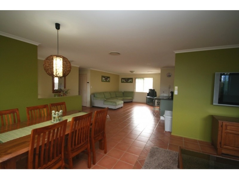 6 Honeysuckle Drive, Bokarina QLD 4575