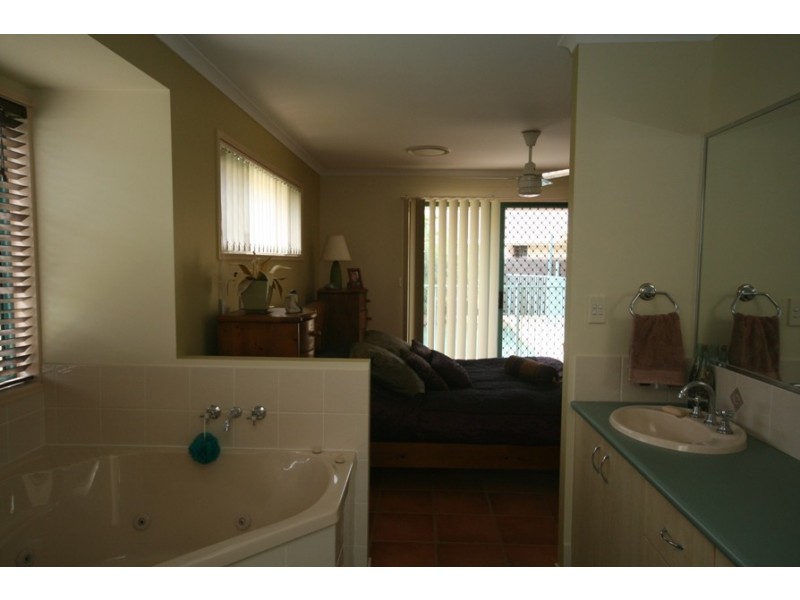 6 Honeysuckle Drive, Bokarina QLD 4575