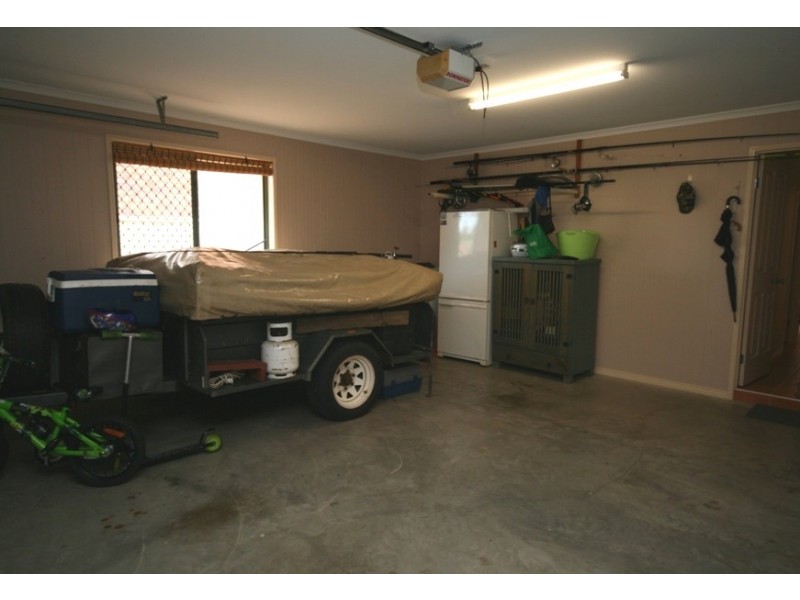 6 Honeysuckle Drive, Bokarina QLD 4575