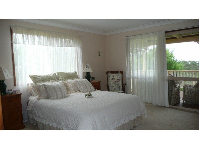 11 Ocean View Rd, Mount Mellum QLD 4550