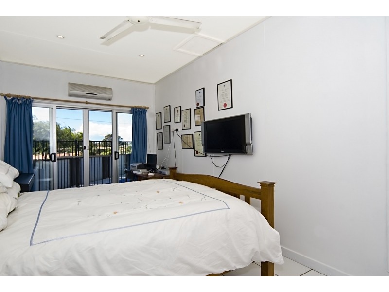 3 Aruma Court, Mooloolaba QLD 4557