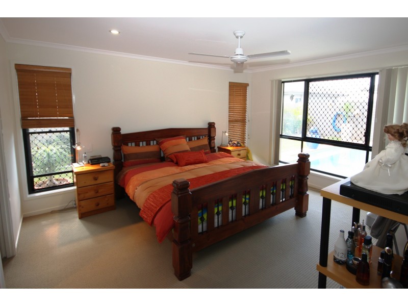 11  Ellington St, Sippy Downs QLD 4556