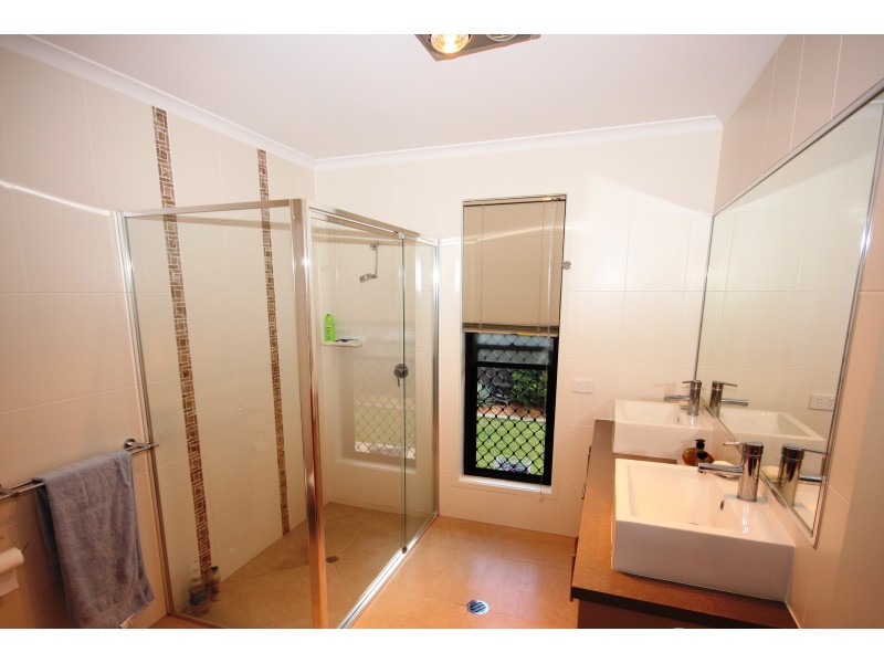 11  Ellington St, Sippy Downs QLD 4556