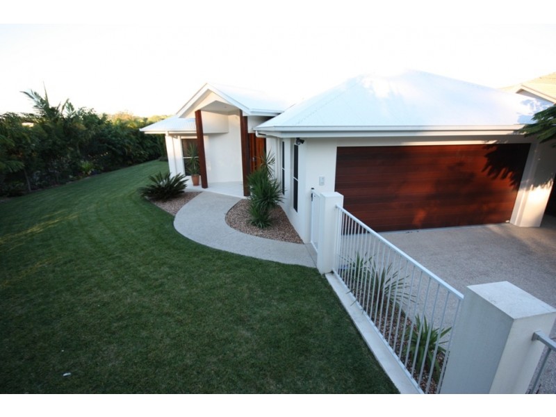 8 Rimmel Place, Palmwoods QLD 4555