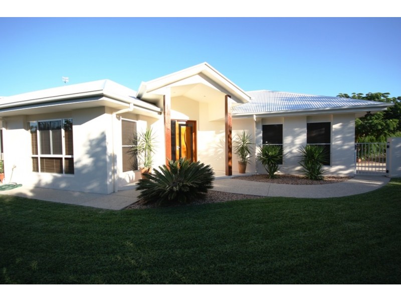 8 Rimmel Place, Palmwoods QLD 4555