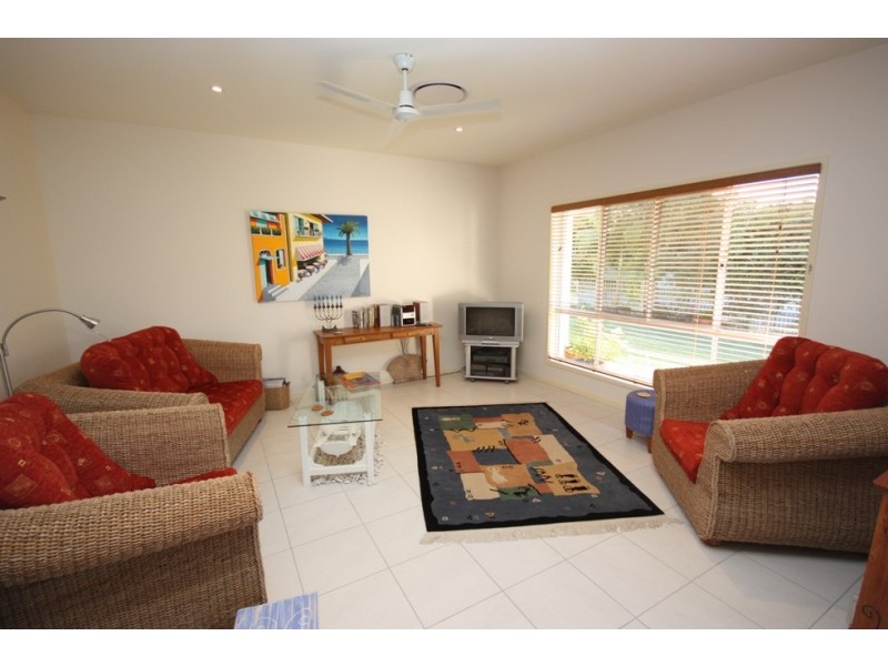 8 Rimmel Place, Palmwoods QLD 4555