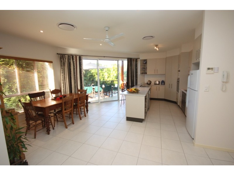 8 Rimmel Place, Palmwoods QLD 4555