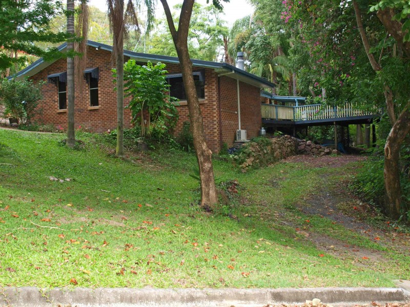 5 MERVAL  CRT, Buderim QLD 4556