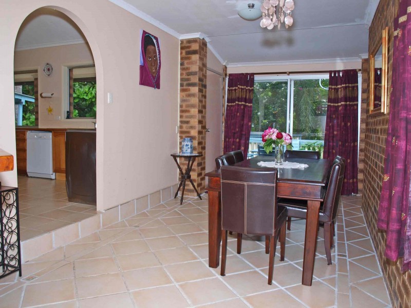 5 MERVAL  CRT, Buderim QLD 4556