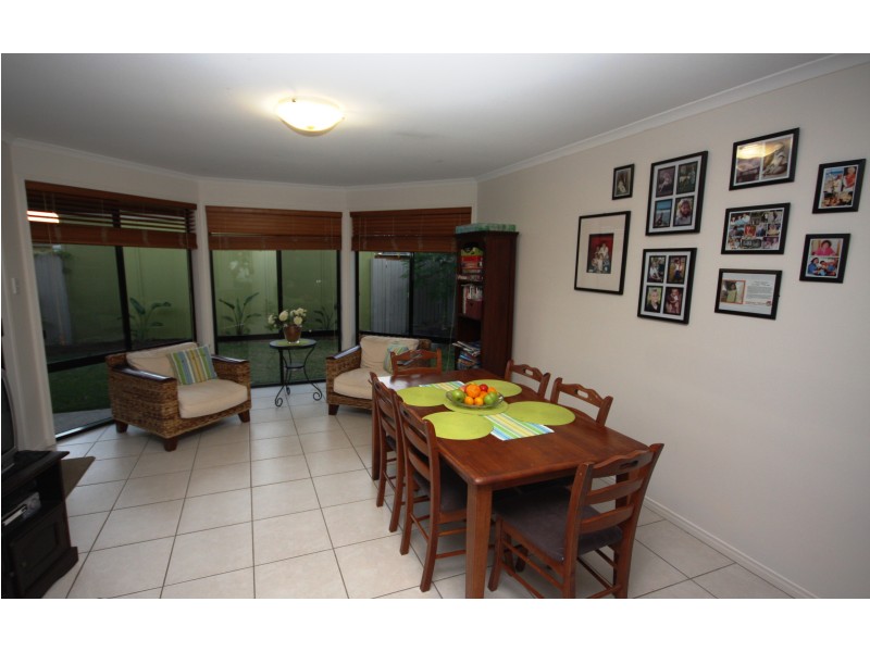 7 Constance Lane, Sippy Downs QLD 4556