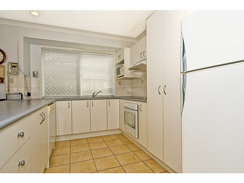 10 Honeymyrtle Court, Mountain Creek QLD 4557