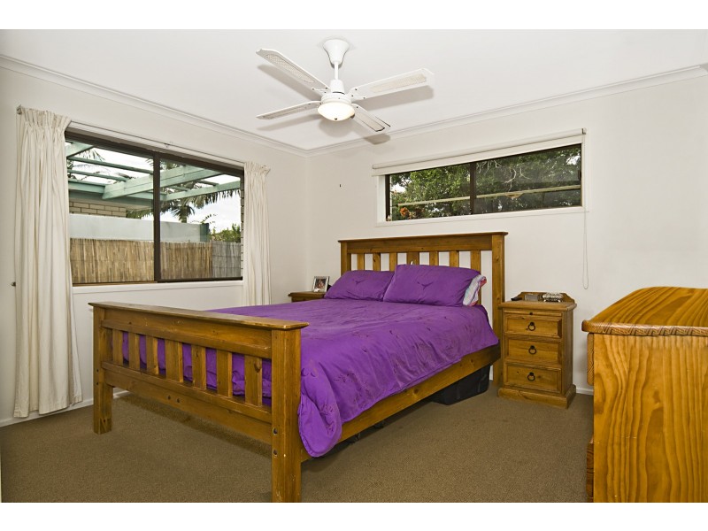 Unit 2, 14 Adelong Crescent, Buddina QLD 4575