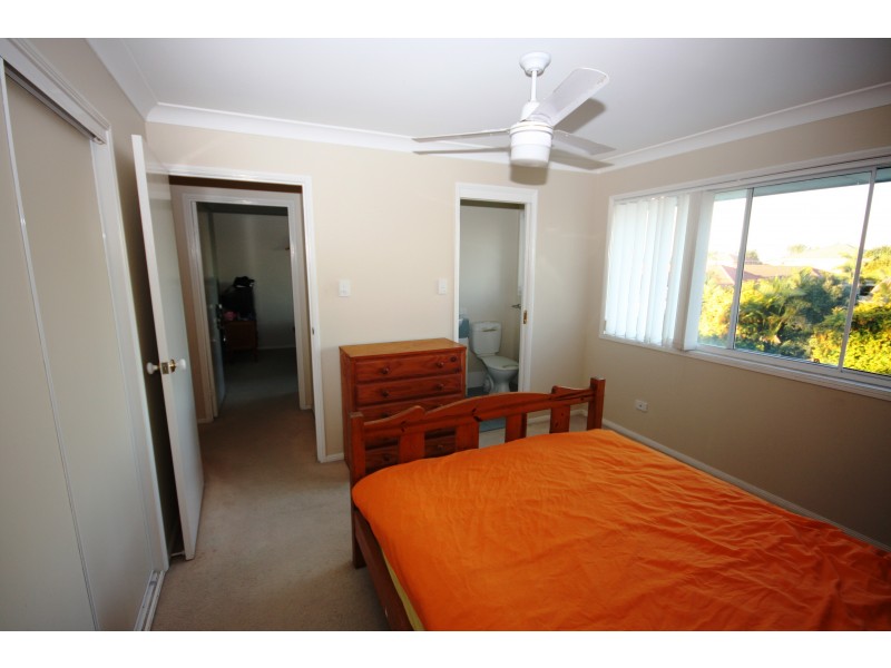 12 Bernheid Cr, Sippy Downs QLD 4556