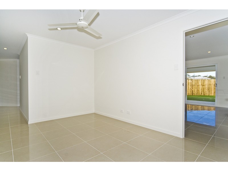 3 Kurrimine Crescent, Mountain Creek QLD 4557