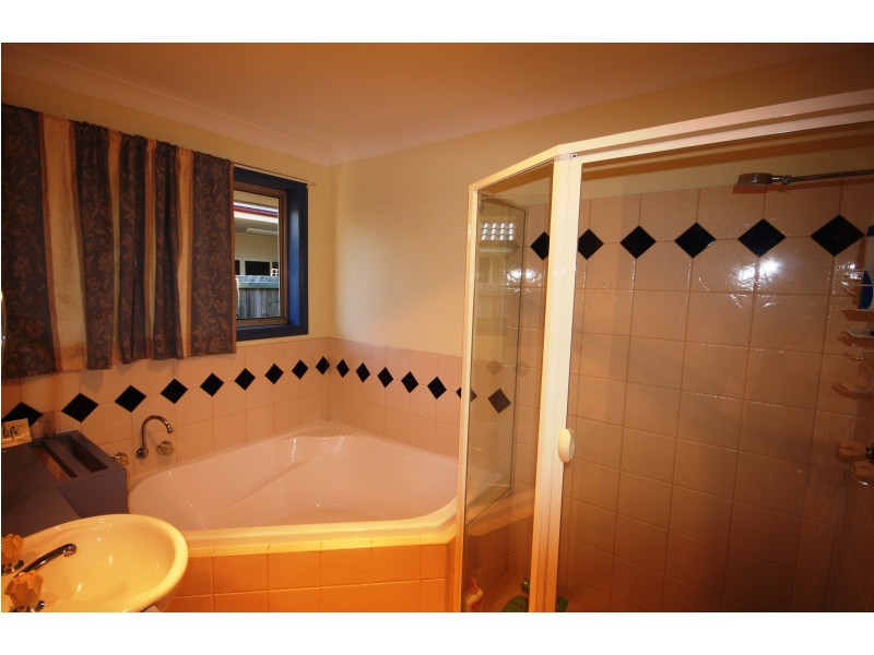 36 Dorian Cr, Sippy Downs QLD 4556
