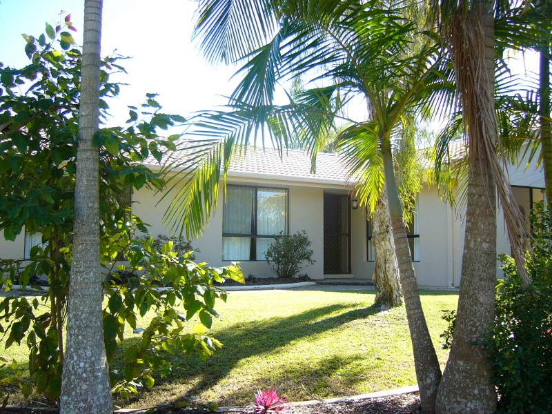 27 KAPILANO CRESENT, Mountain Creek QLD 4557