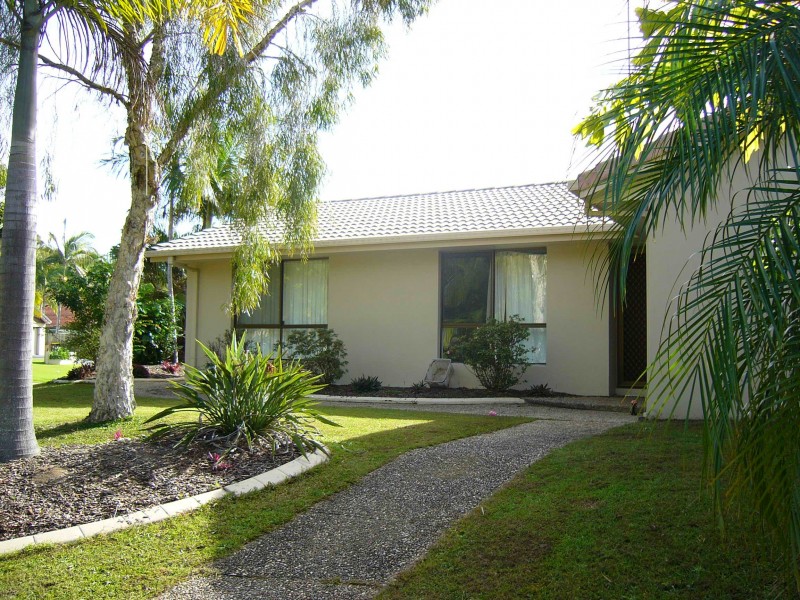 27 KAPILANO CRESENT, Mountain Creek QLD 4557