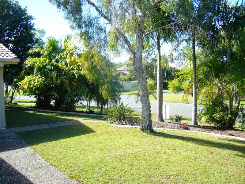 27 KAPILANO CRESENT, Mountain Creek QLD 4557