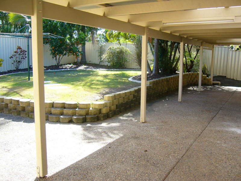 27 KAPILANO CRESENT, Mountain Creek QLD 4557