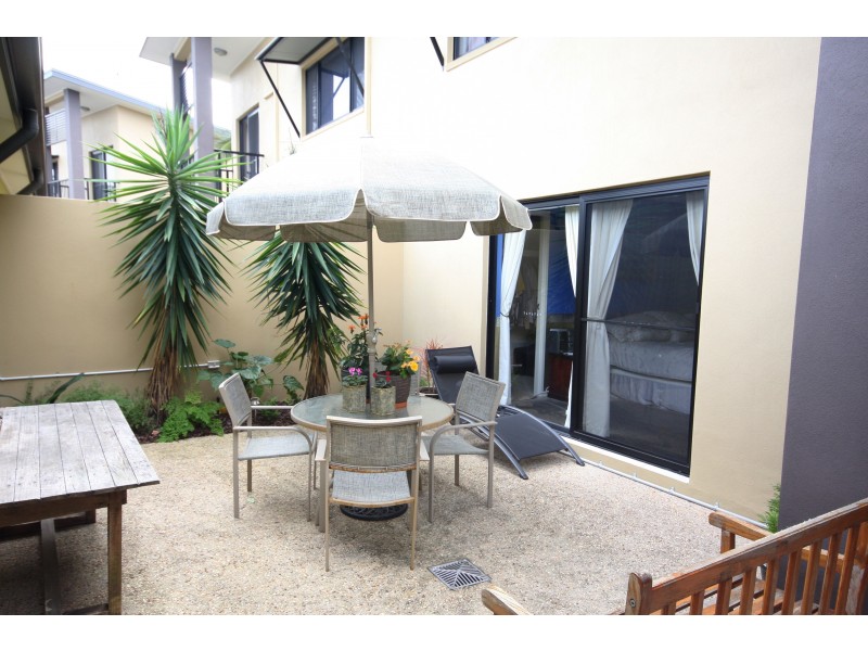 13/2 Lakehead Dr, Sippy Downs QLD 4556