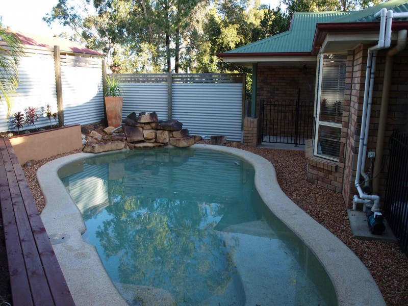 2 LAWMAN ST, Caloundra QLD 4551