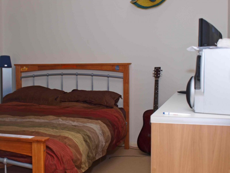 2 LAWMAN ST, Caloundra QLD 4551