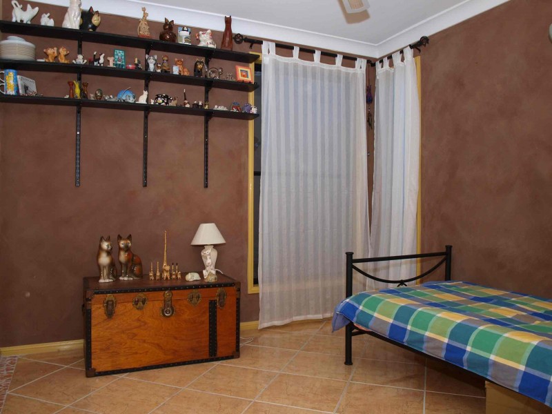 6 SEYCHELLES Pl, Kawana Island QLD 4575