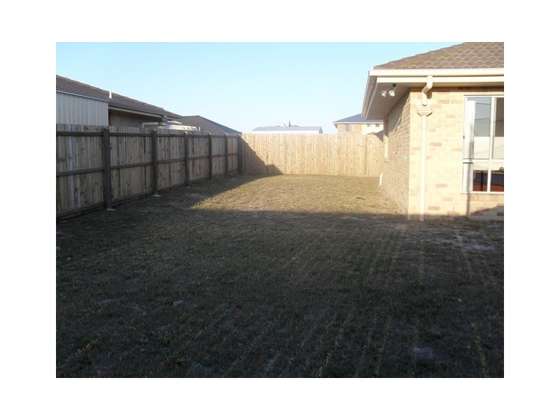 1 COOLOOLA CT, Little Mountain QLD 4551