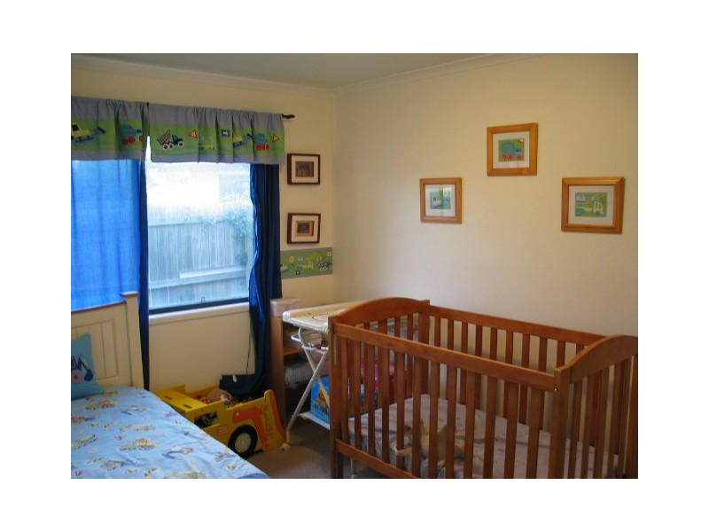 15 WINDERMERE WAY, Sippy Downs QLD 4556