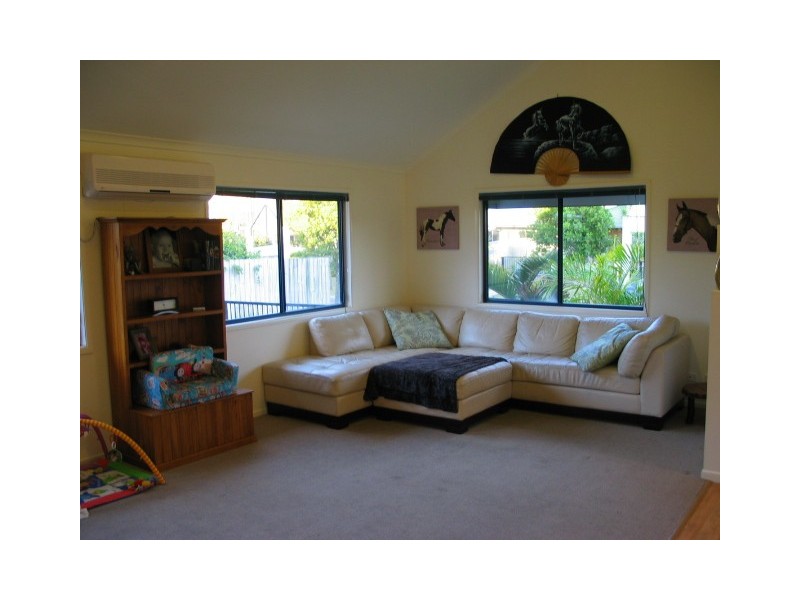 15 WINDERMERE WAY, Sippy Downs QLD 4556