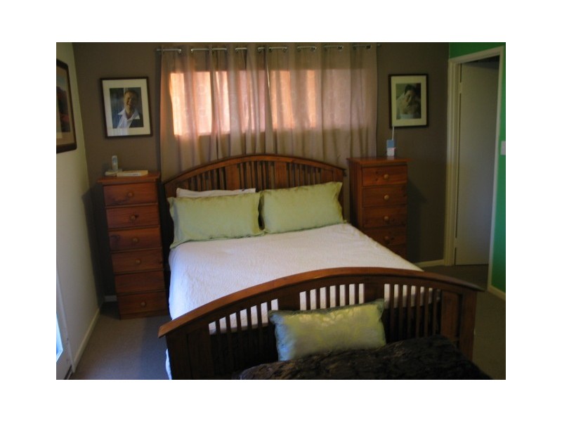 15 WINDERMERE WAY, Sippy Downs QLD 4556