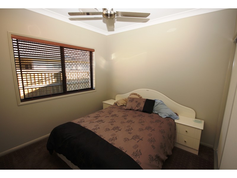 10  Peppermint  Cr, Sippy Downs QLD 4556