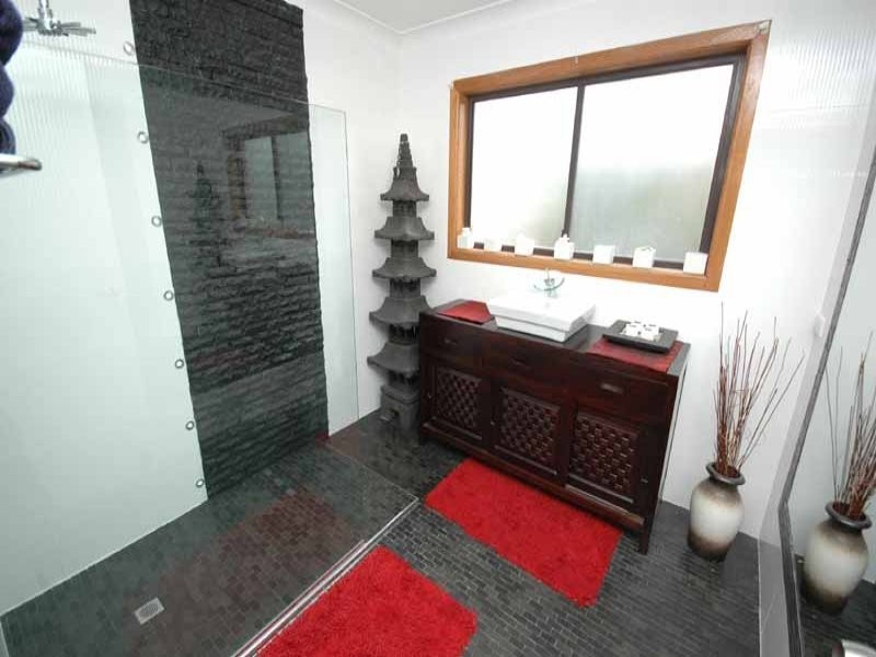 U1-46  LAWRENCE, Mooloolaba QLD 4557