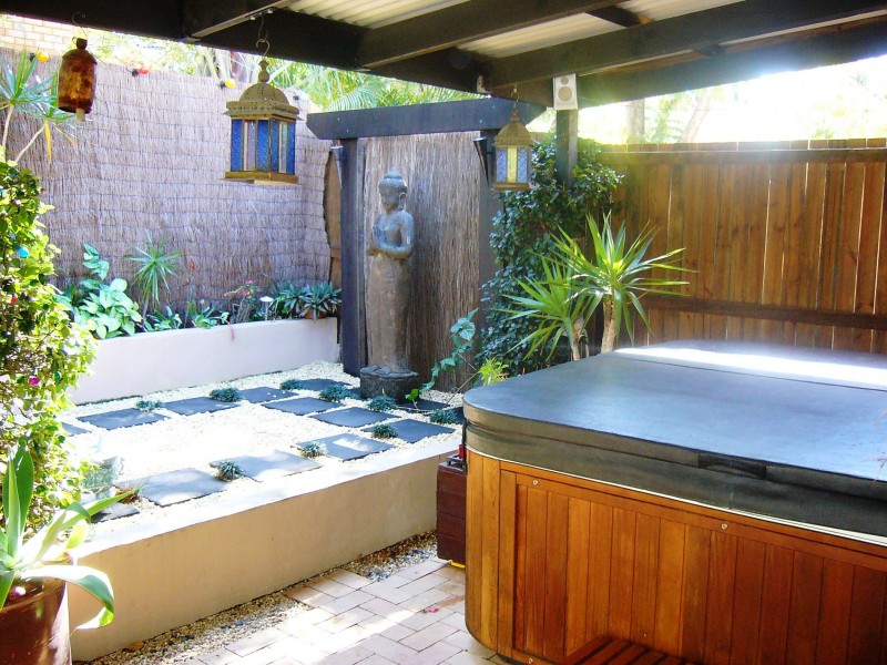 U1-46  LAWRENCE, Mooloolaba QLD 4557