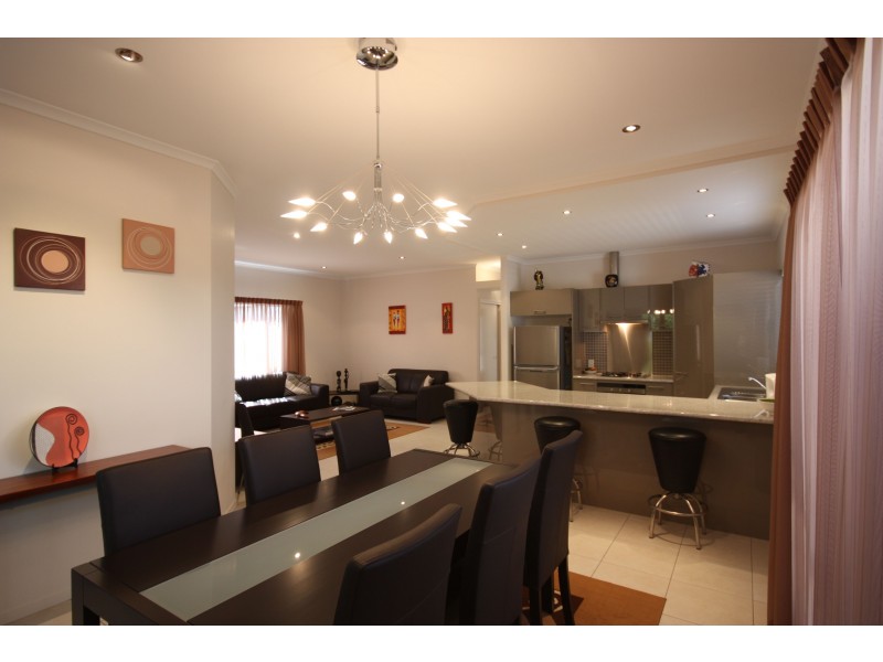 6 Riberry Place, Caloundra QLD 4551