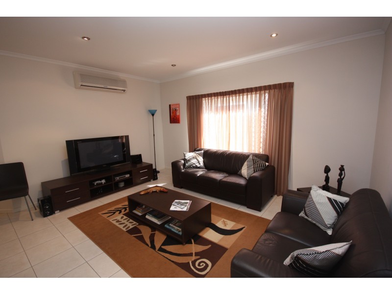 6 Riberry Place, Caloundra QLD 4551