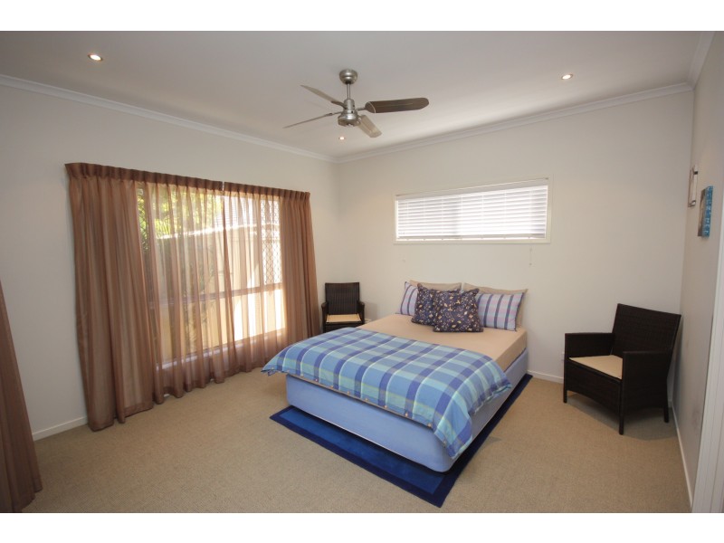6 Riberry Place, Caloundra QLD 4551
