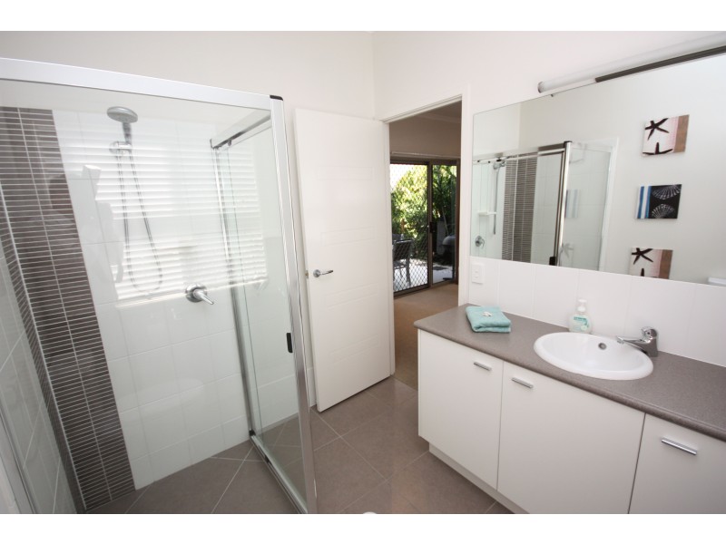 6 Riberry Place, Caloundra QLD 4551