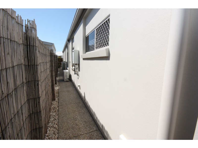6 Riberry Place, Caloundra QLD 4551