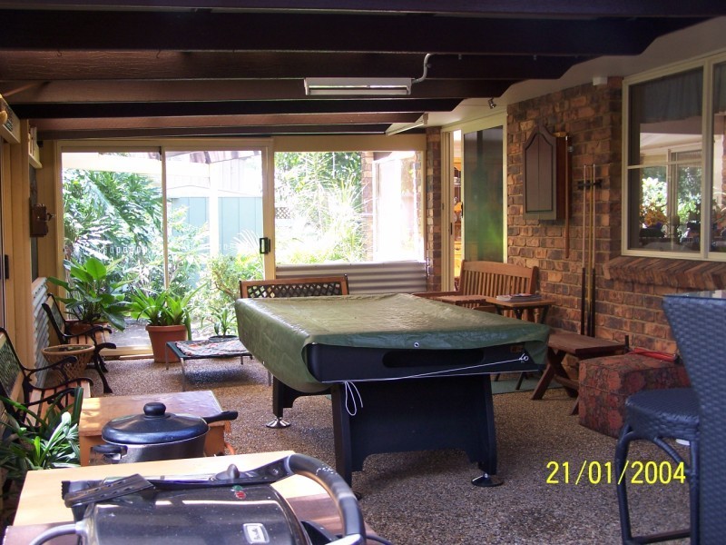 42 Johnston Rd, Glass House Mountains QLD 4518