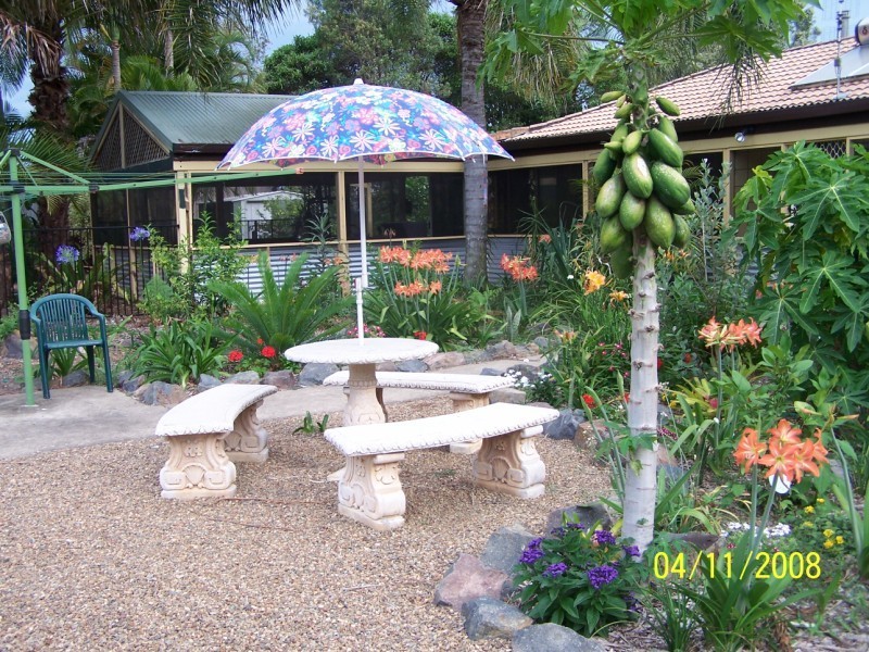 42 Johnston Rd, Glass House Mountains QLD 4518