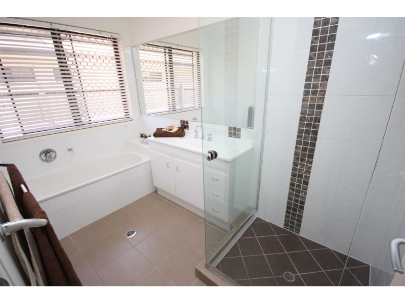 15 Figbird Crescent, Buderim QLD 4556