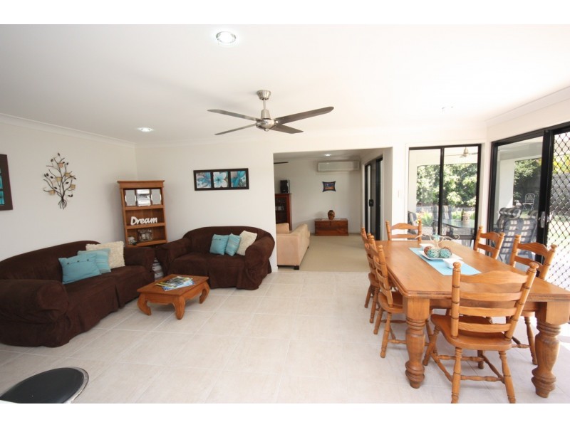 15 Figbird Crescent, Buderim QLD 4556