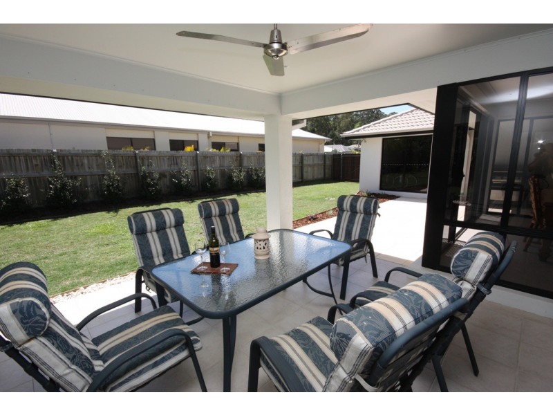 15 Figbird Crescent, Buderim QLD 4556